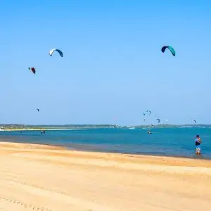 Kalpitiya kite surfing