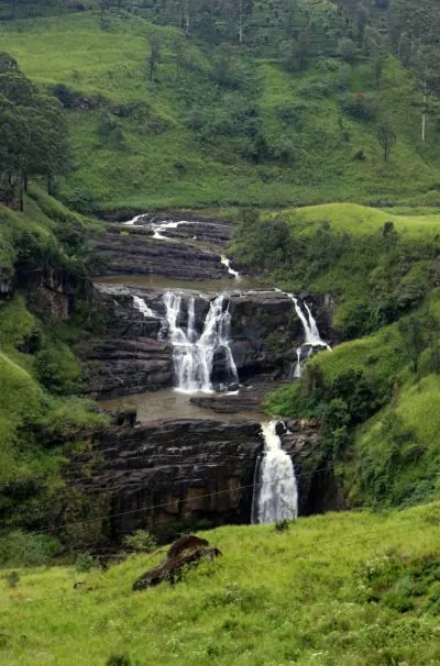 Nuwara eliya st clair water fall