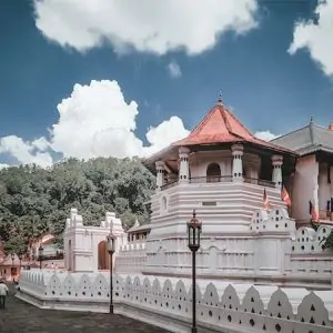 temple of the tooth kandy